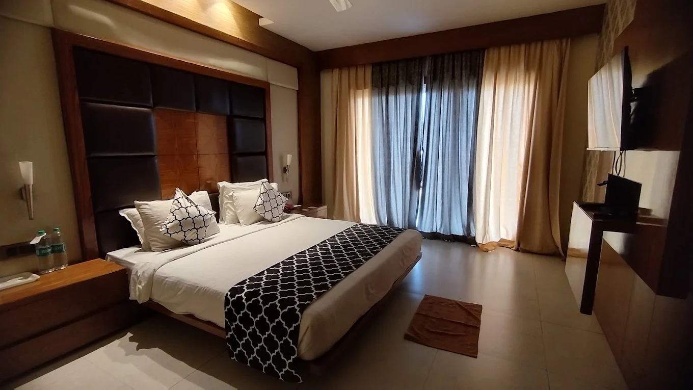 Luxury Suite